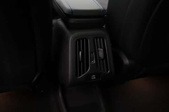 BMW iX2 (2026) thumbnail 17