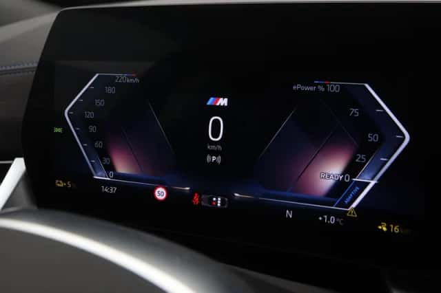 BMW iX2 (2026) thumbnail 24