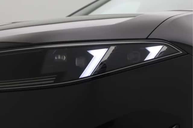 BMW iX3 (2026) thumbnail 12