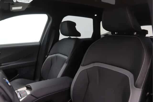 BMW iX3 (2026) thumbnail 18