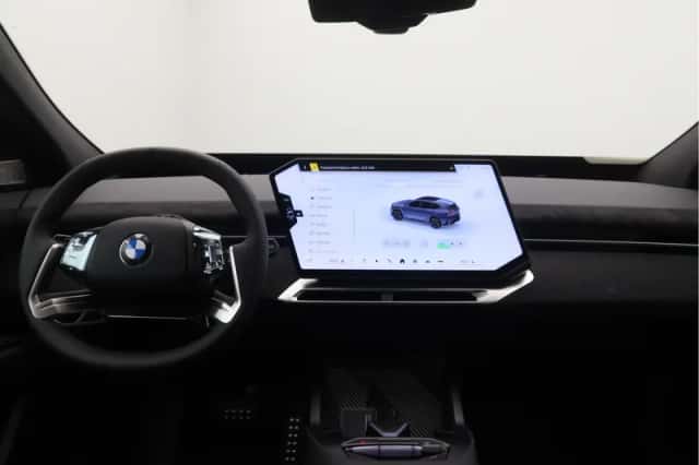 BMW iX3 (2026) thumbnail 16