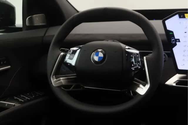 BMW iX3 (2026) thumbnail 17