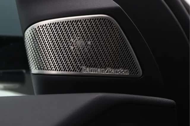 BMW iX3 (2026) thumbnail 25