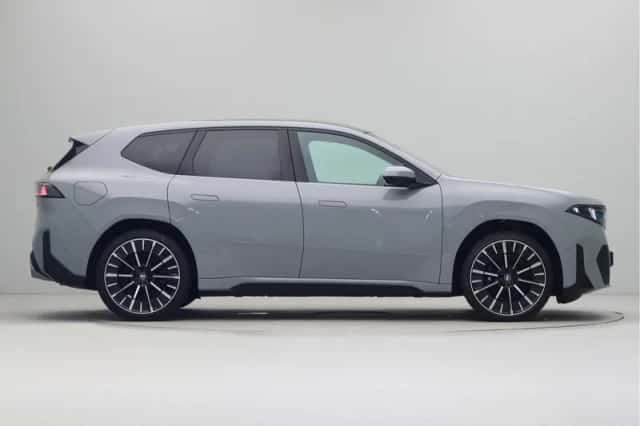 BMW iX3 (2026) thumbnail 4