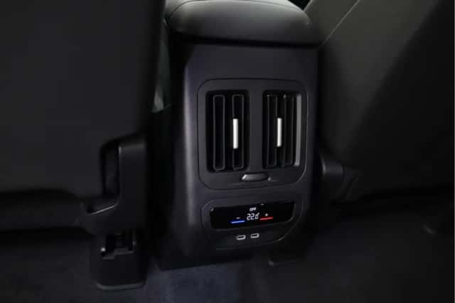 BMW iX3 (2026) thumbnail 15