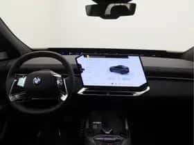 BMW iX3 (2026) thumbnail 16