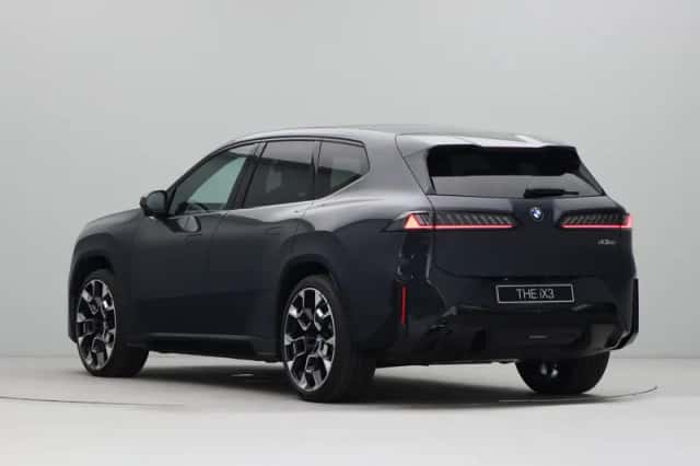 BMW iX3 (2026) thumbnail 7