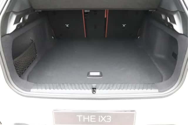 BMW iX3 (2026) thumbnail 26