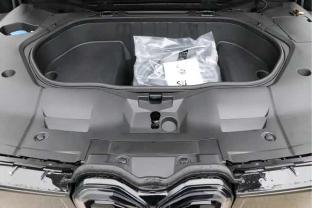 BMW iX3 (2026) thumbnail 28