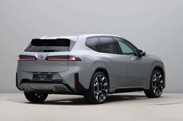 BMW iX3 (2026) thumbnail 5