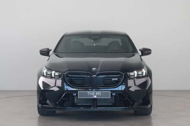 BMW M5 (2026) thumbnail 2