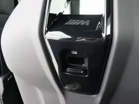 BMW M5 (2026) thumbnail 33