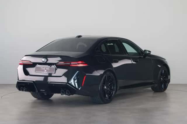 BMW M5 (2026) thumbnail 5