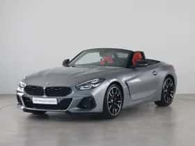 BMW Z4 (2025) thumbnail 2
