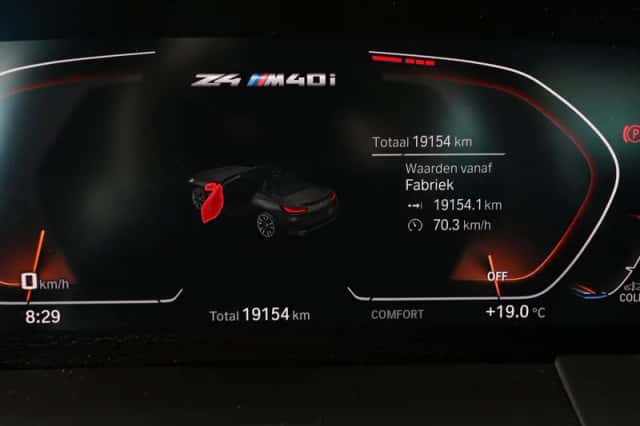 BMW Z4 (2025) thumbnail 3