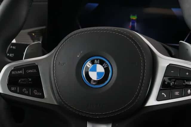 BMW X5 (2025) thumbnail 3