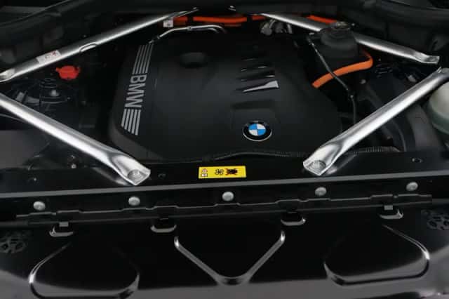 BMW X5 (2025) thumbnail 4