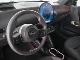 MINI Cooper (2024) thumbnail 13