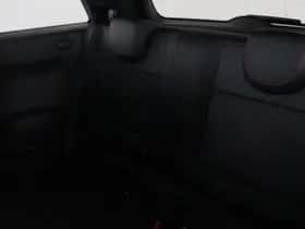 MINI Cooper (2024) thumbnail 15