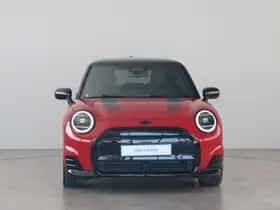 MINI Cooper (2024) thumbnail 6