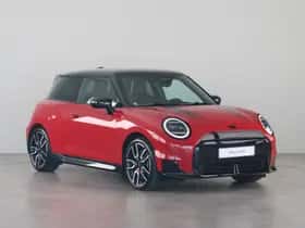 MINI Cooper (2024) thumbnail 7