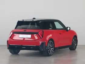 MINI Cooper (2024) thumbnail 9