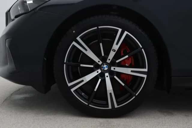 BMW i5 (2026) thumbnail 11