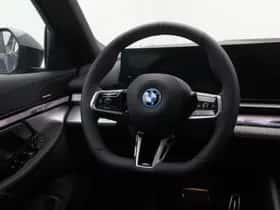 BMW i5 (2026) thumbnail 16