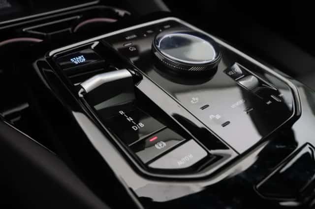 BMW i5 (2026) thumbnail 19