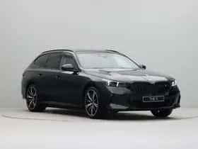 BMW i5 (2026) thumbnail 3