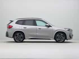 BMW X1 (2024) thumbnail 4