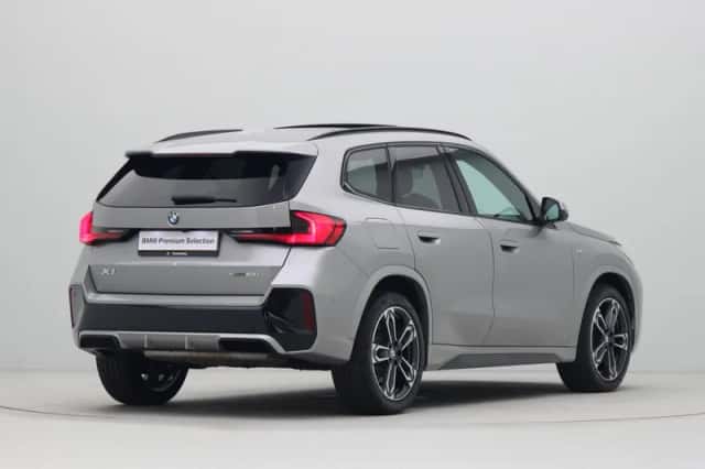 BMW X1 (2024) thumbnail 5