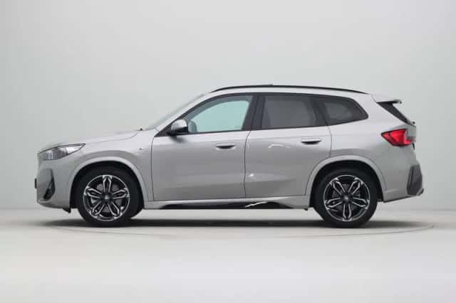 BMW X1 (2024) thumbnail 8