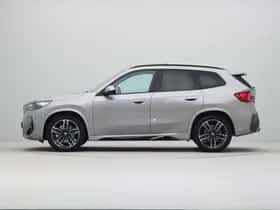 BMW X1 (2024) thumbnail 8