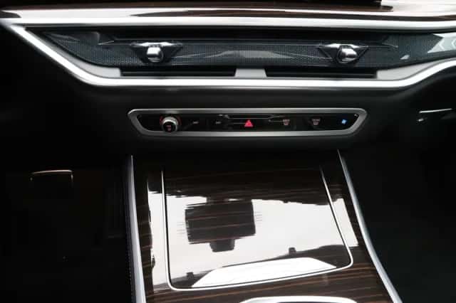 BMW X5 (2025) thumbnail 14