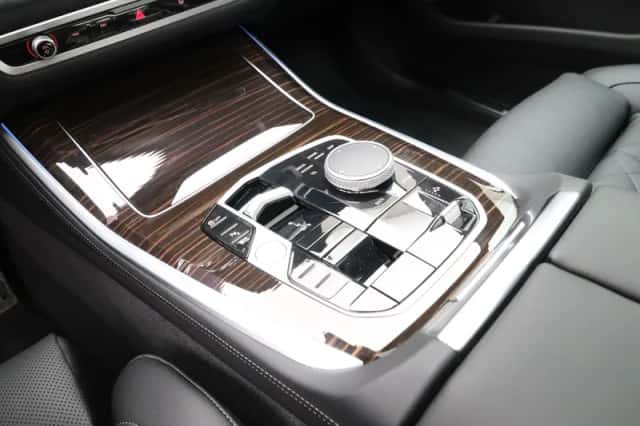 BMW X5 (2025) thumbnail 19