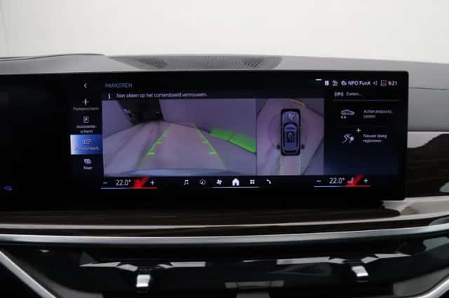 BMW X5 (2025) thumbnail 24