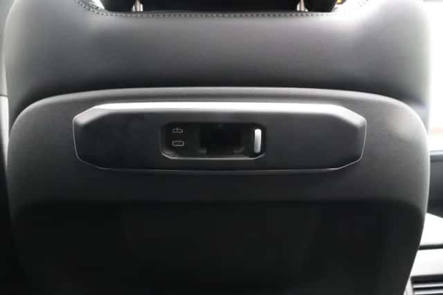 BMW X5 (2025) thumbnail 33