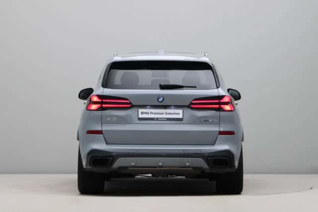 BMW X5 (2025) thumbnail 6