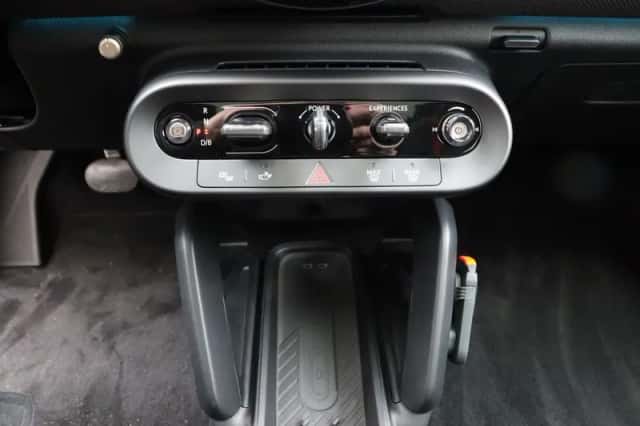 BMW X5 (2025) thumbnail 9