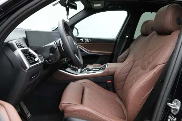 BMW X5 (2025) thumbnail 5