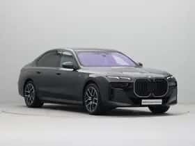 BMW i7 (2025) thumbnail 7