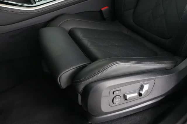 BMW X5 (2025) thumbnail 18