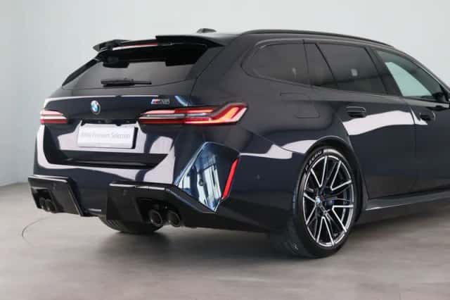 BMW M5 (2025) thumbnail 25