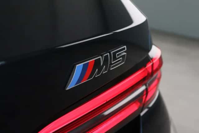 BMW M5 (2025) thumbnail 26