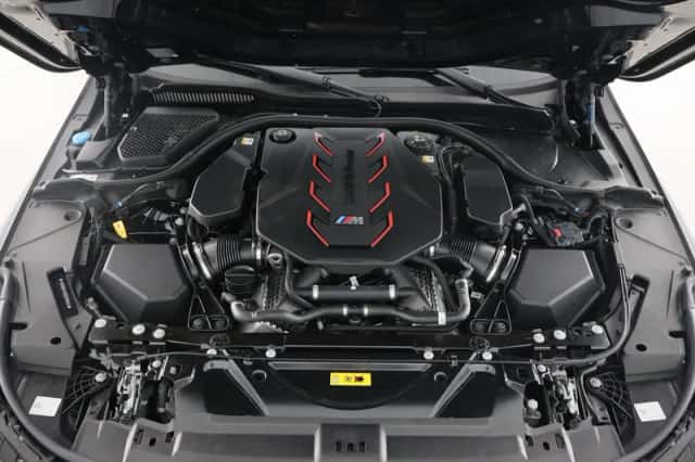 BMW M5 (2025) thumbnail 5