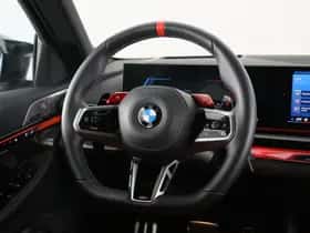 BMW M5 (2025) thumbnail 2