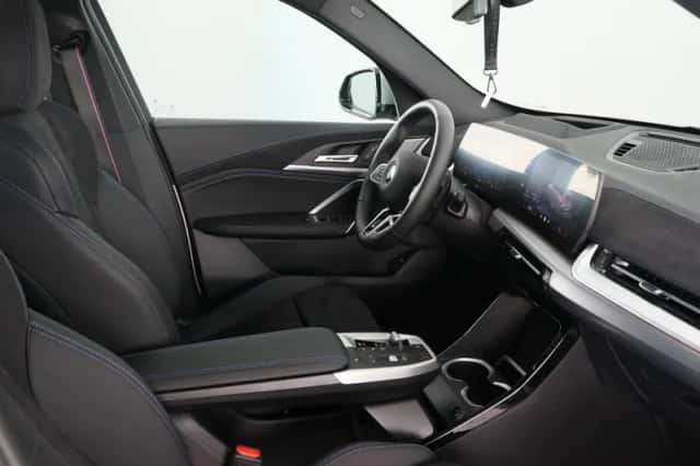 BMW X1 (2025) thumbnail 15