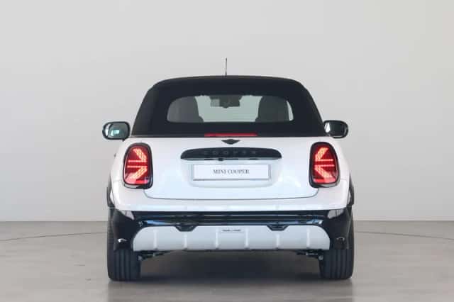 MINI Cabrio (2026) thumbnail 11