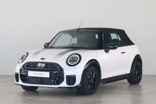 MINI Cabrio (2026) thumbnail 6